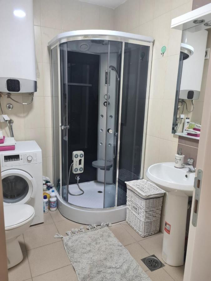 Casa Mia Apartment โนวีซาด ภายนอก รูปภาพ
